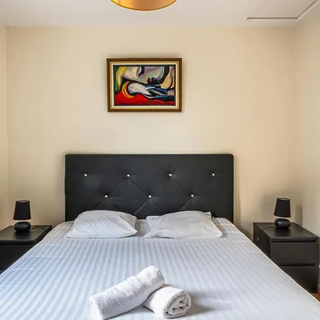別荘 La Maison De La Sejour Cosy Proche *